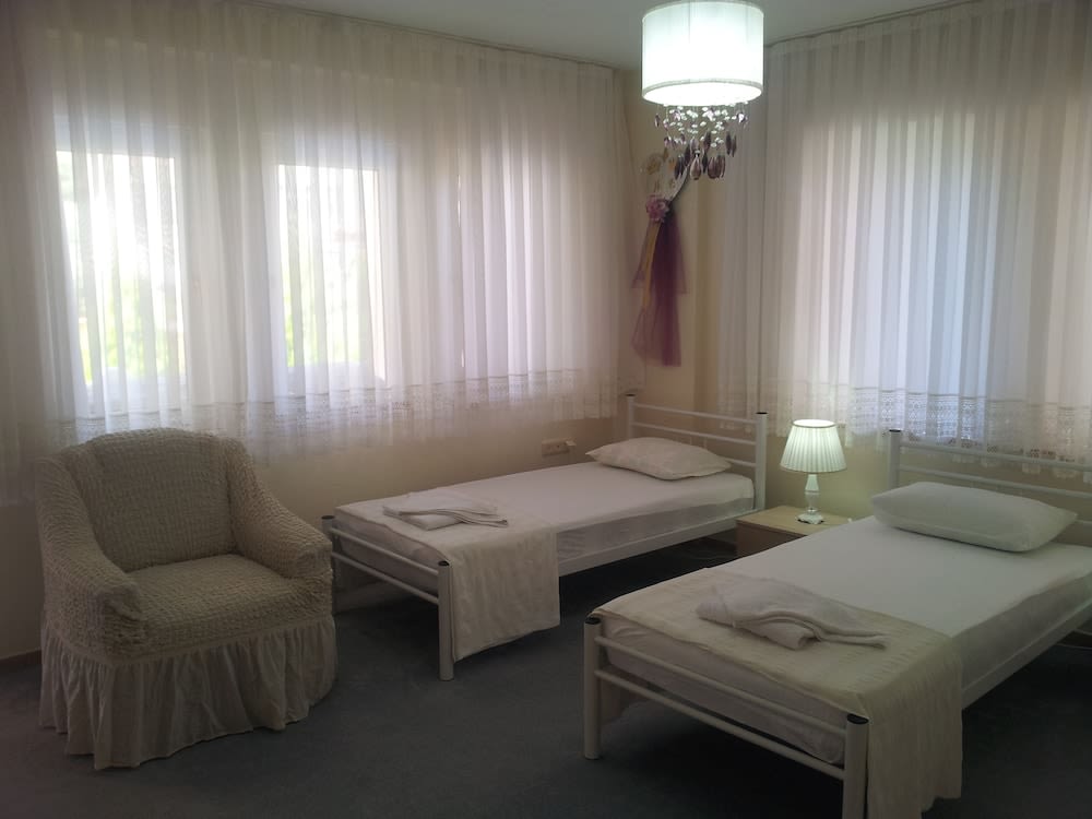 Dalyan Palace 2