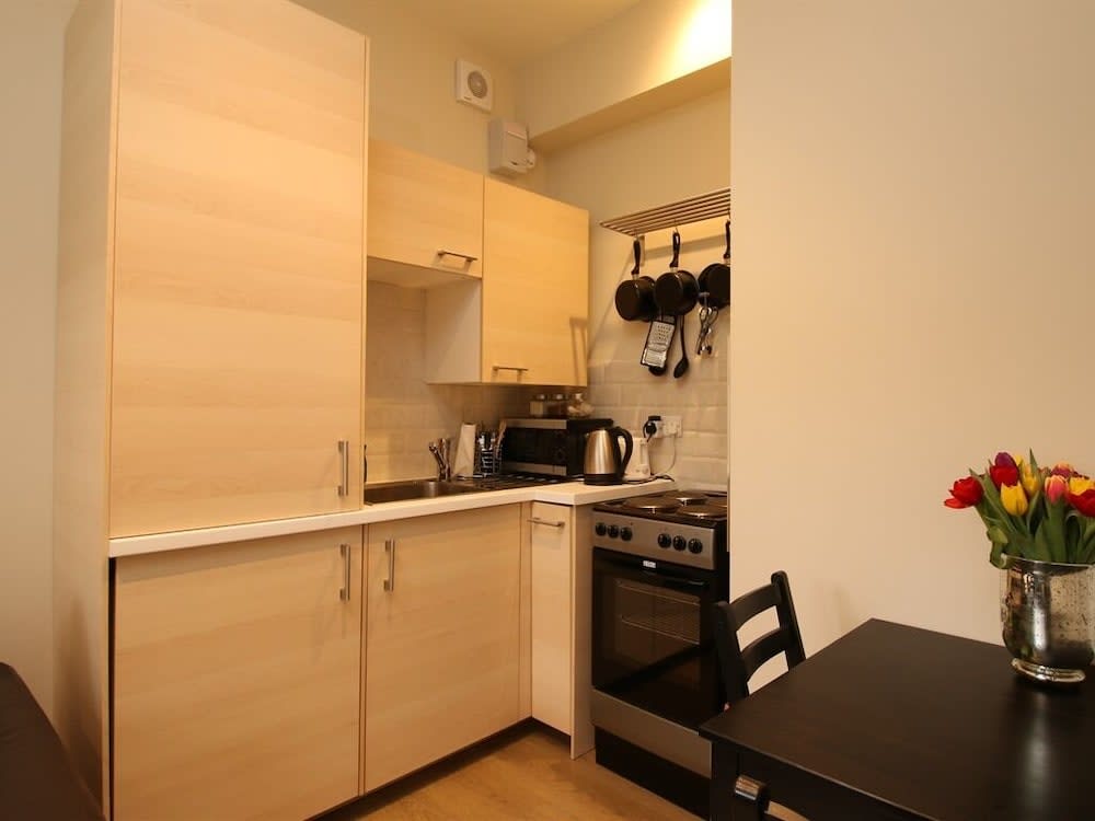 Hendford Apartments 1