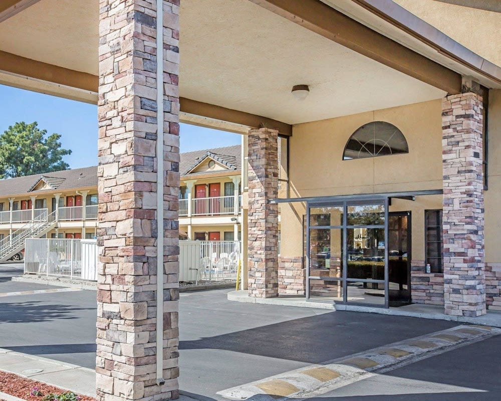 Quality Inn & Suites Woodland - Sacramento Airport 1