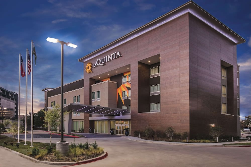 La Quinta by Wyndham Dallas - Richardson 1
