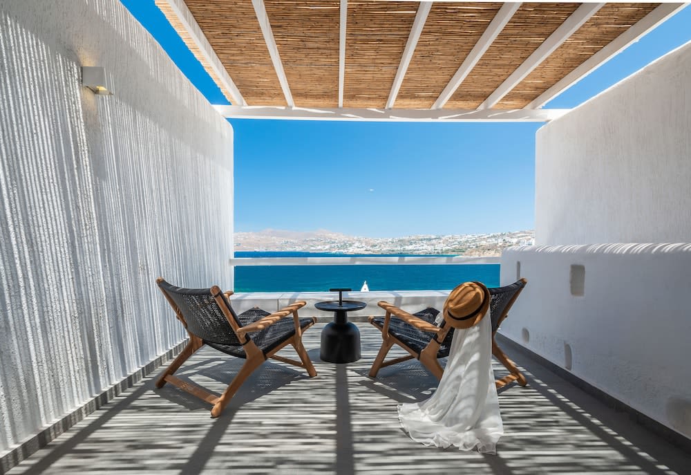 Dreambox Mykonos Suites and Mini Villas 1