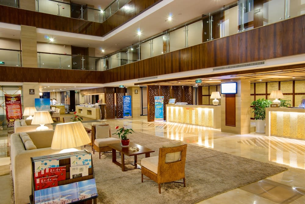 Titan Paradise Xiamen Hotel 2