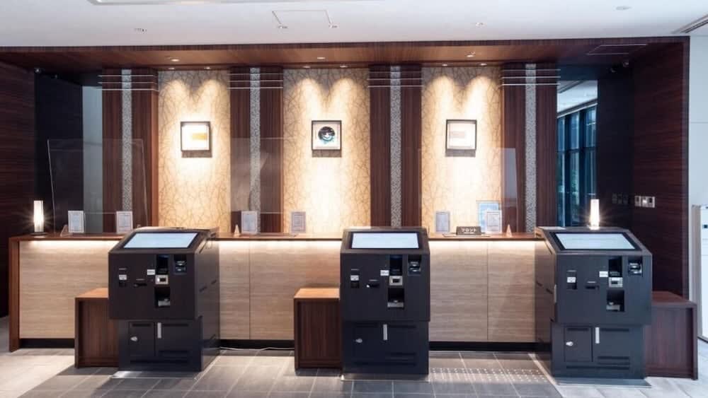 Hotel Keihan Yodoyabashi 4