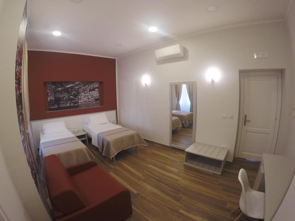 Rooms Stazione Centrale 2