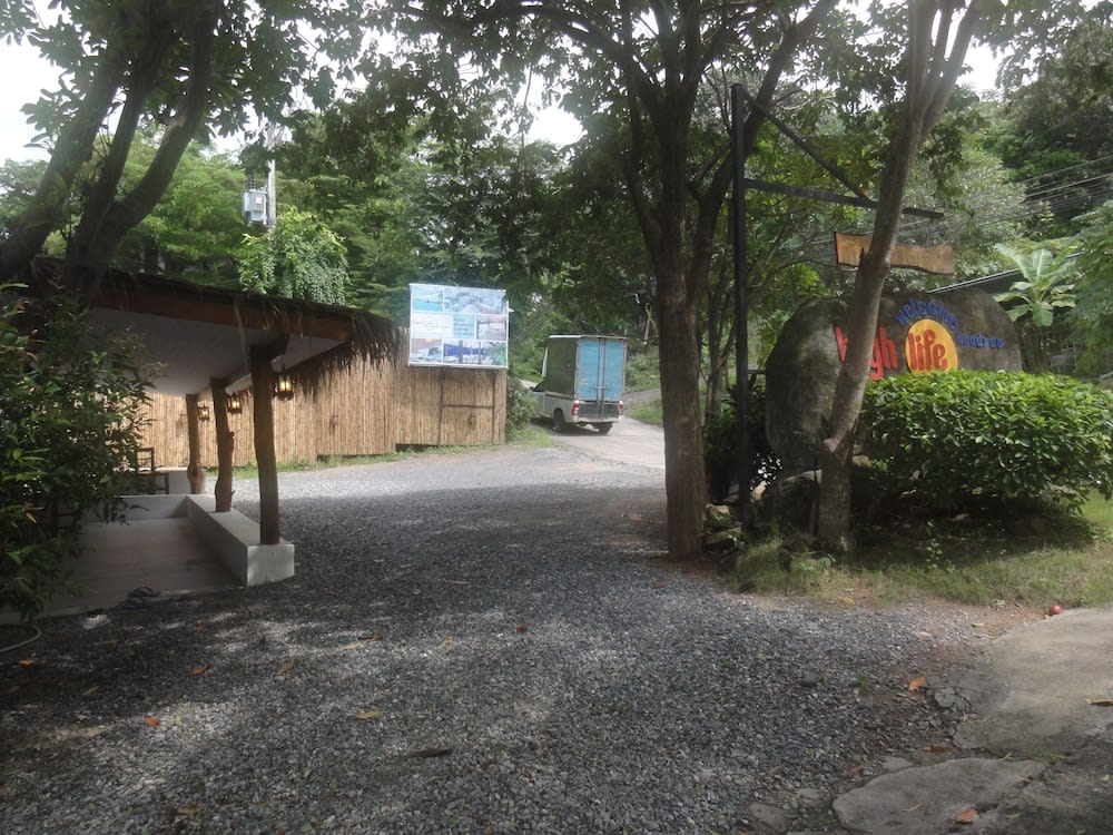 High Life Bungalow 4