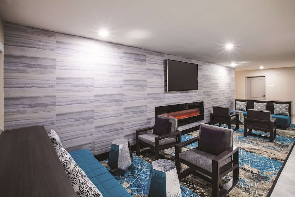 La Quinta by Wyndham Walker - Denham Springs 2