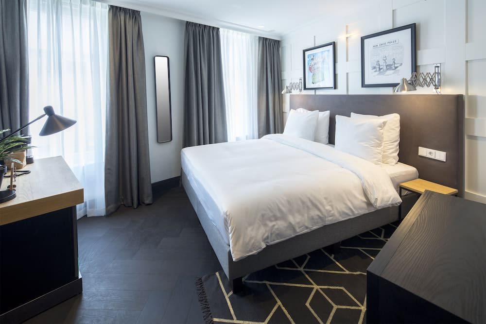 The Highland House 5