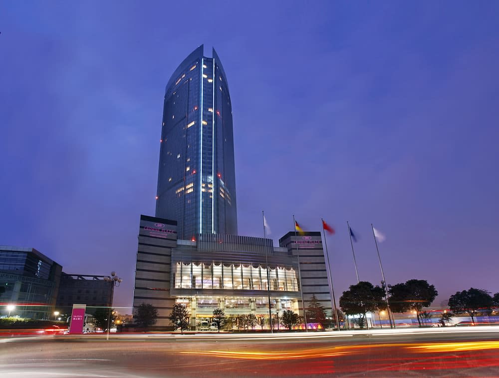Crowne Plaza Wuxi City Center by IHG 1