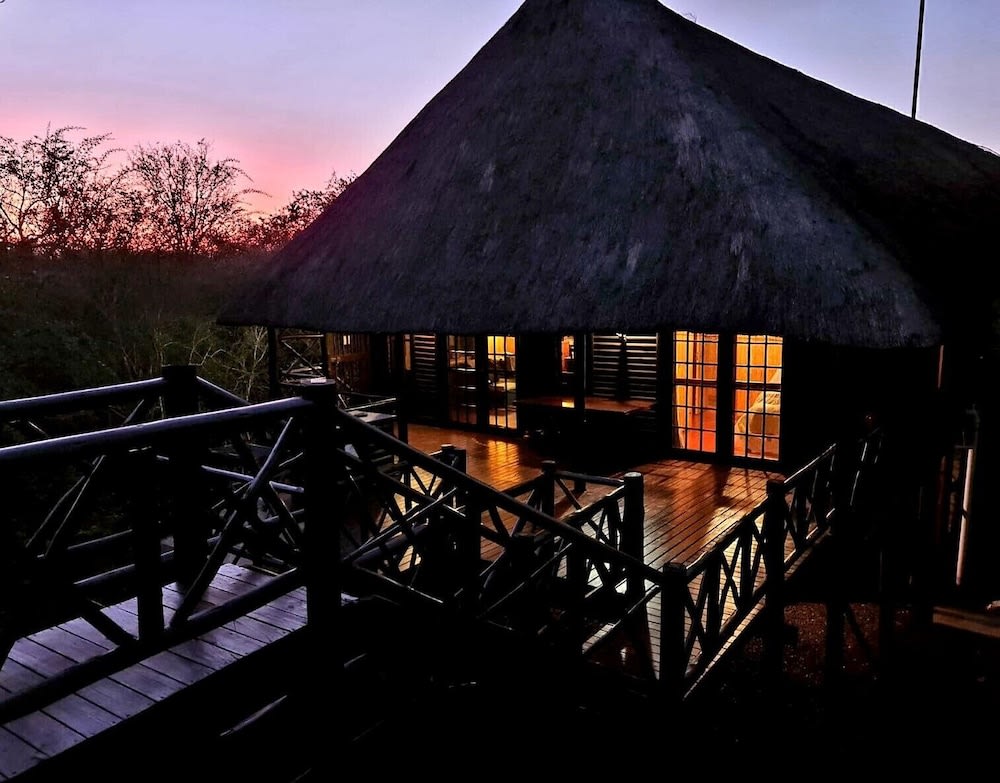 Lion Tree Bush Lodge 1