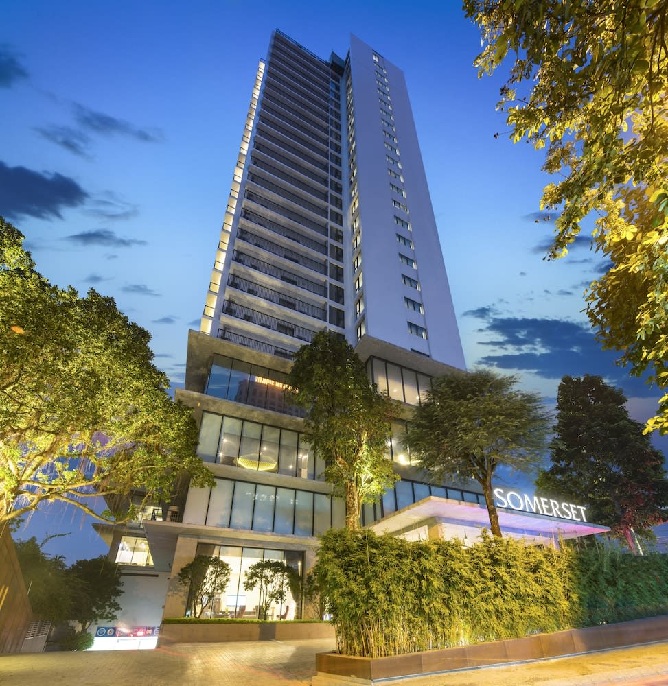 Somerset West Point Hanoi 1