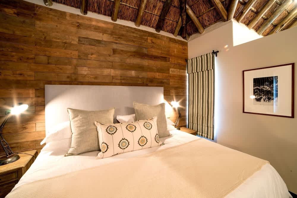 Burlington Bush Cottages by The Oyster Collection 2