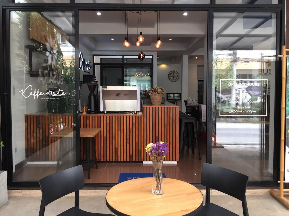 La Burie Gallery Hotel 2