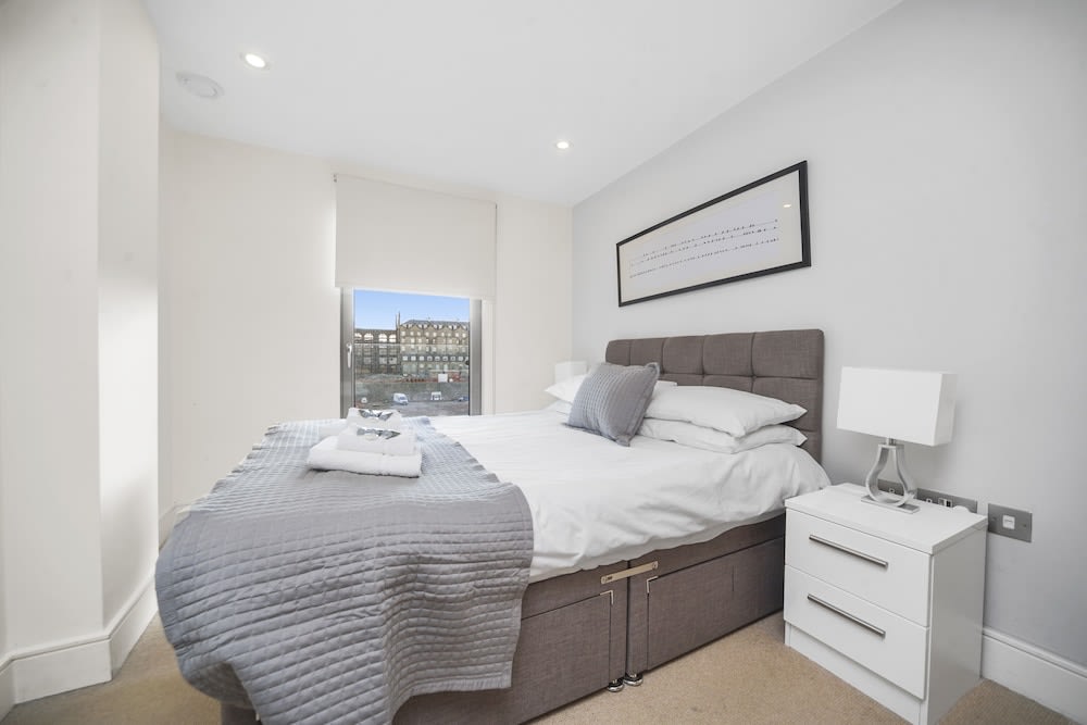 Modern Apartments in Bayswater Central London WiFi & Aircon - by City Stay London 5