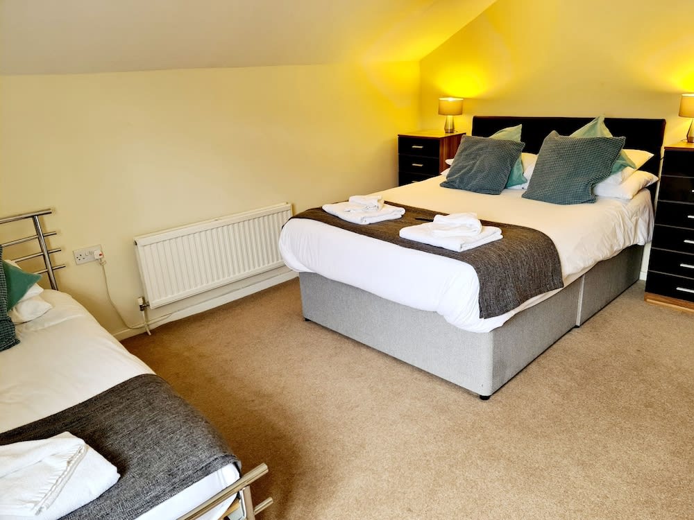 The Lamb and Flag Inn, Rhayader Best deals