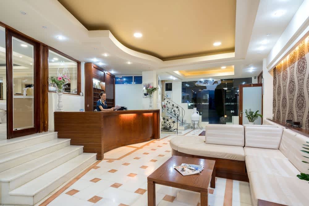 Apollo Apartments 2