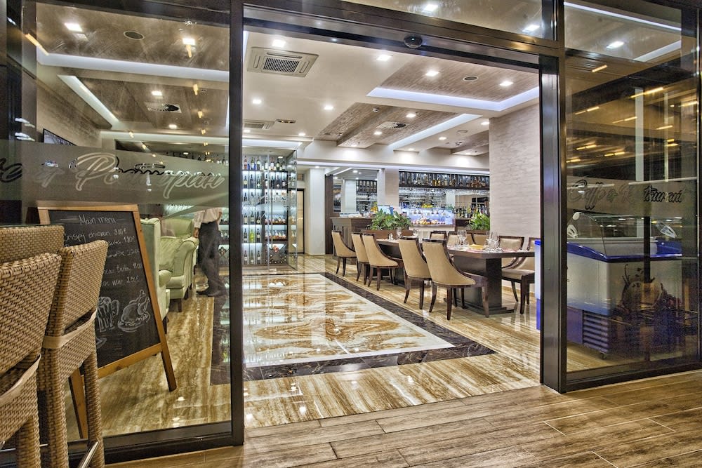 Wellness & Spa Hotel ACD 2