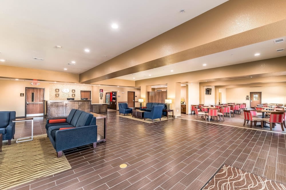Comfort Suites Grand Prairie - Arlington North 3