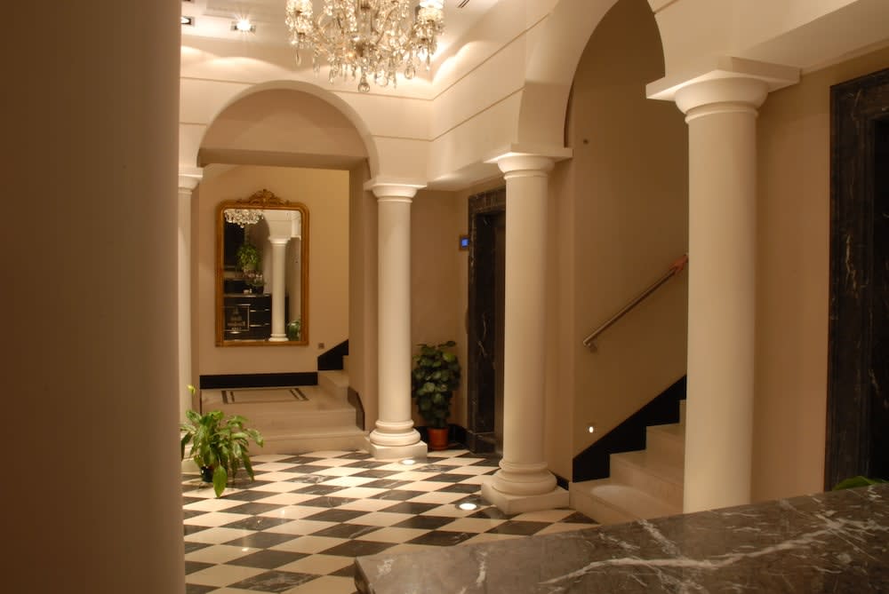 Hotel Excelsior 2