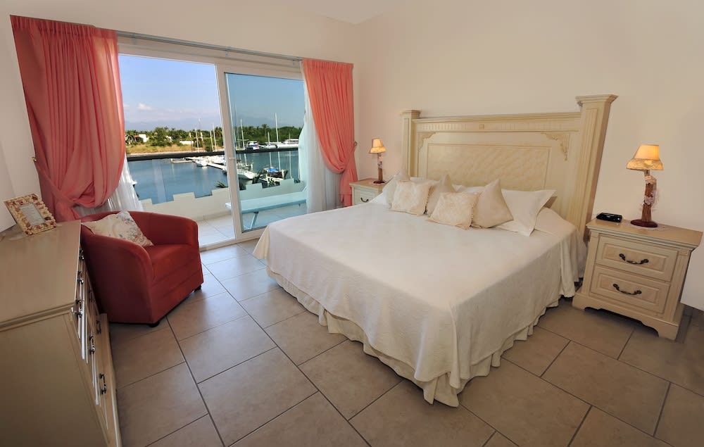 Marina Banderas Suites Hotel Boutique 1