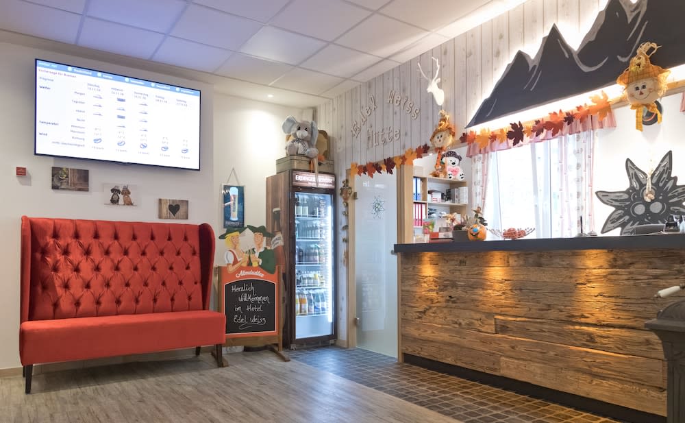 Hotel Edel Weiss 2