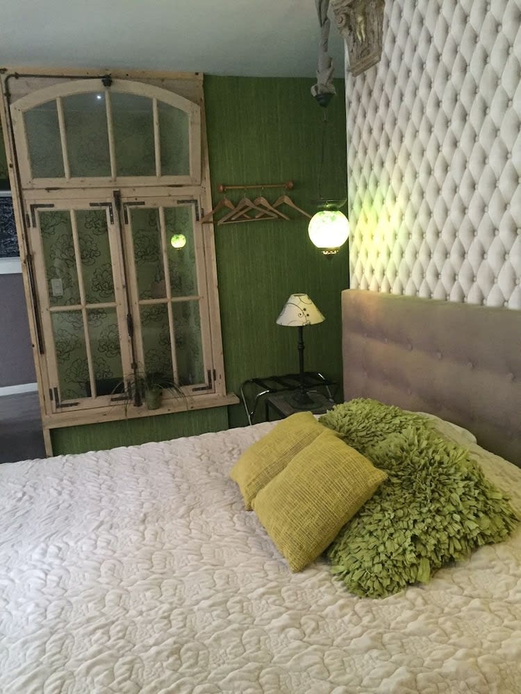 B&B Con Ampère 2