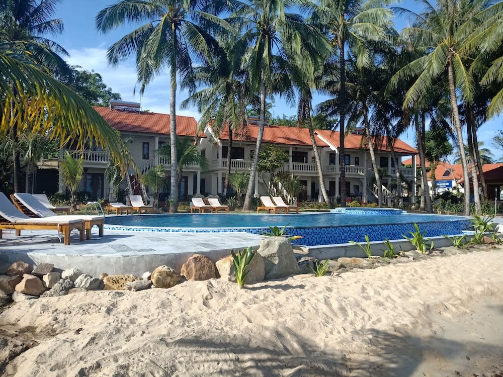Phu Quoc Kim 2 Beach Front Resort 1