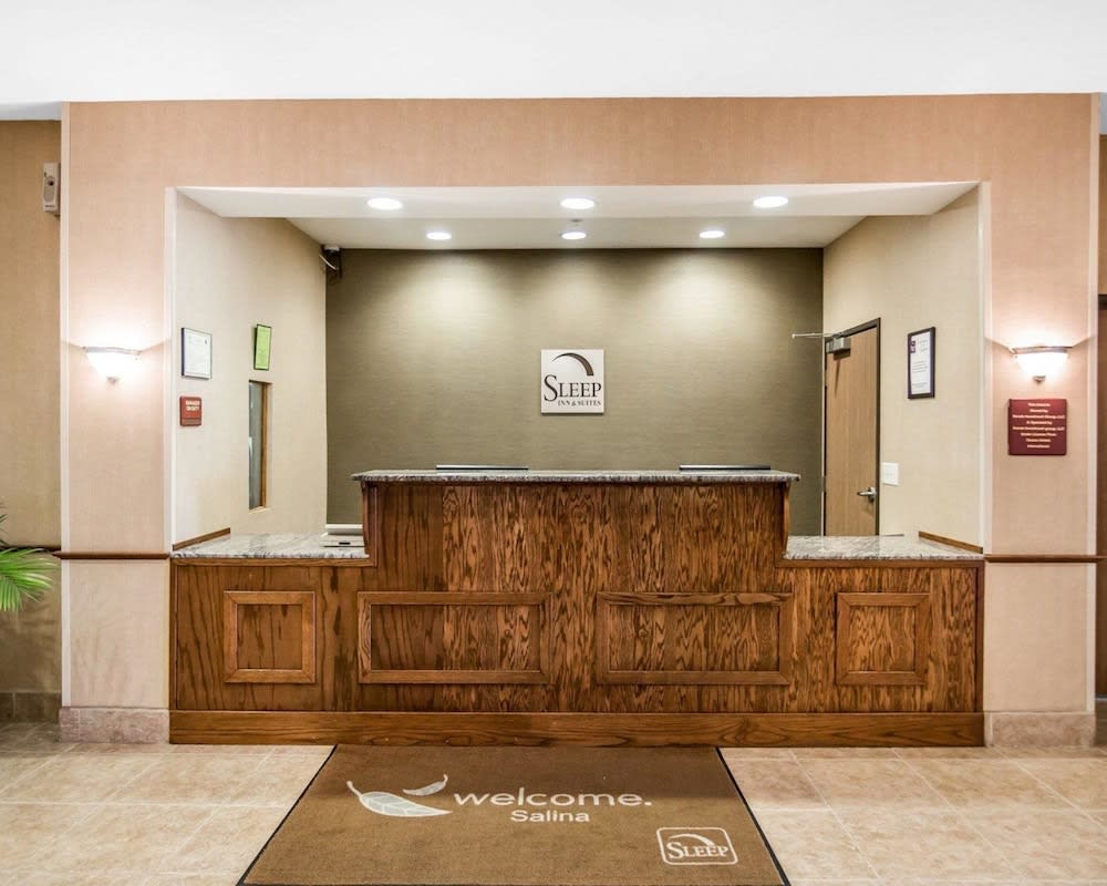Rodeway Inn & Suites Salina South 2