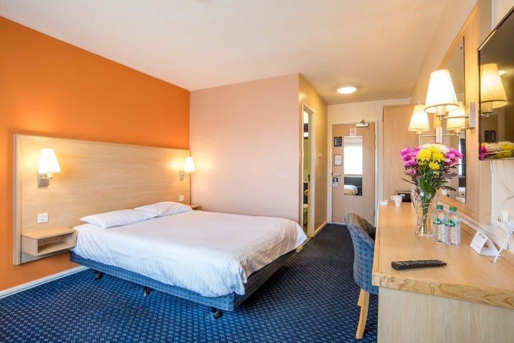 Metro Inns Huddersfield 1