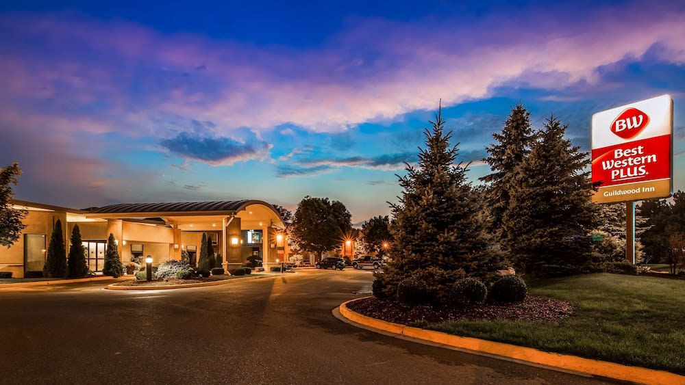 Best Western Plus Guildwood Inn 1