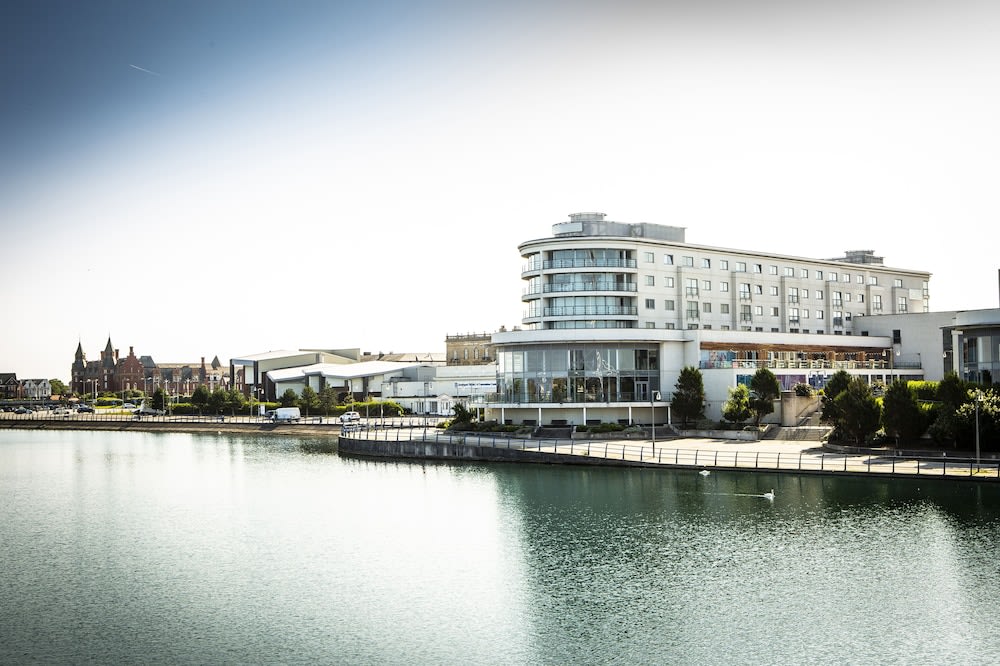 Waterfront Southport Hotel 1