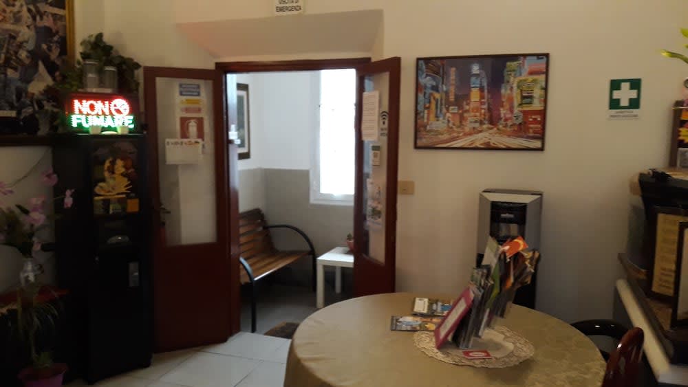 Hotel Houston Livorno - Struttura Esclusivamente Turistica - Not for Business or Workers 1