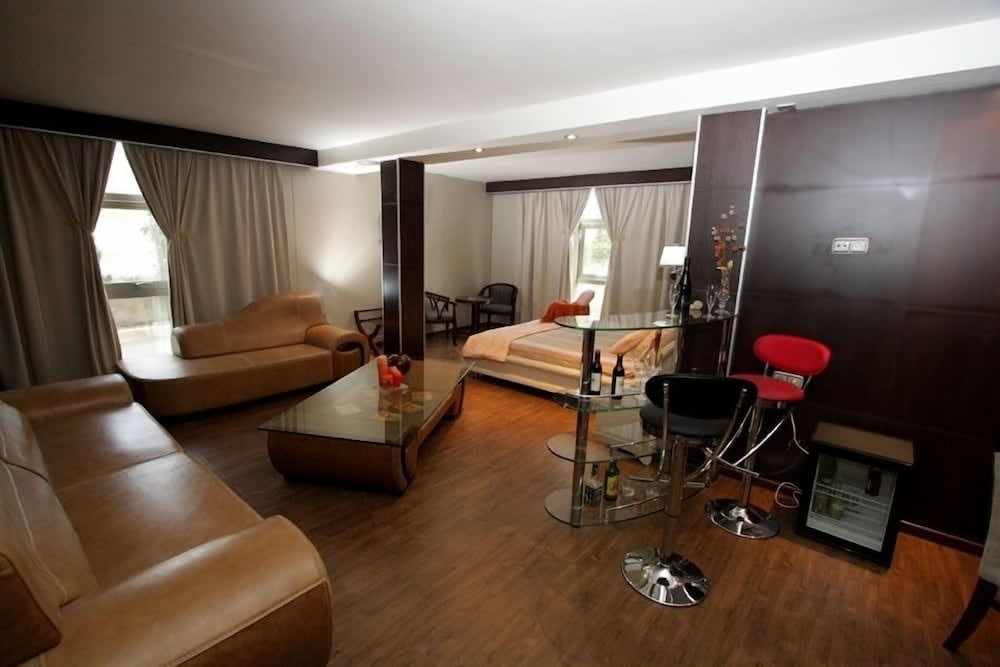 Águilas Hotel Resort 1