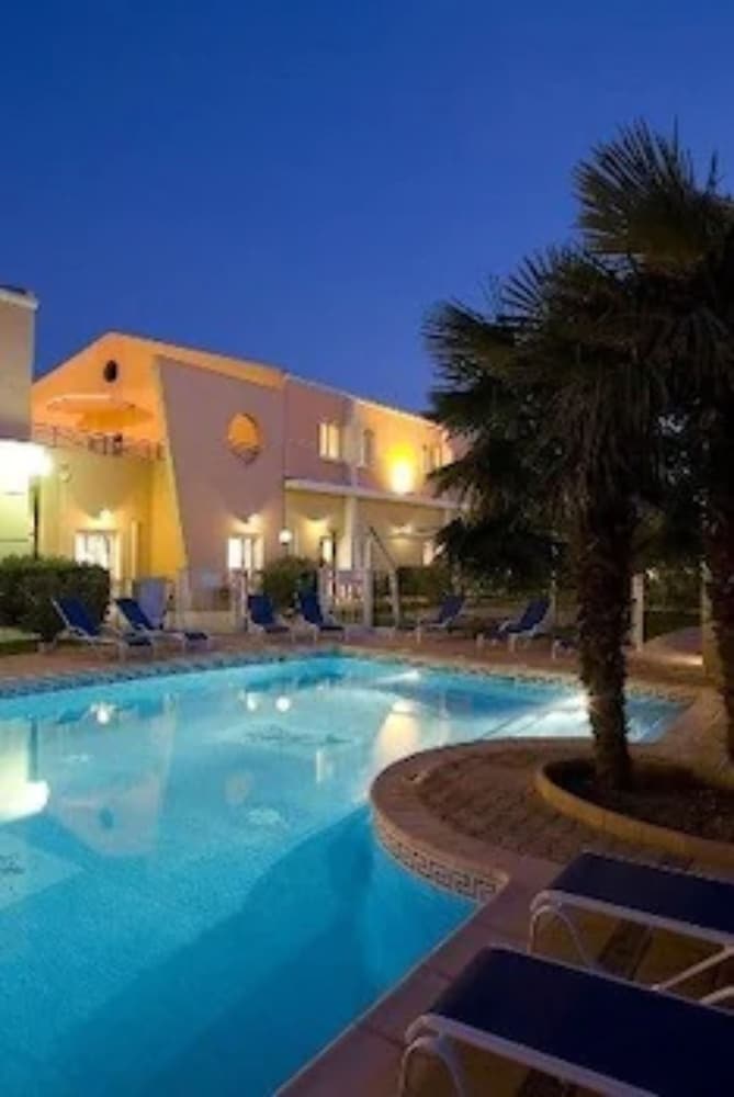 Hôtel Ariane 1