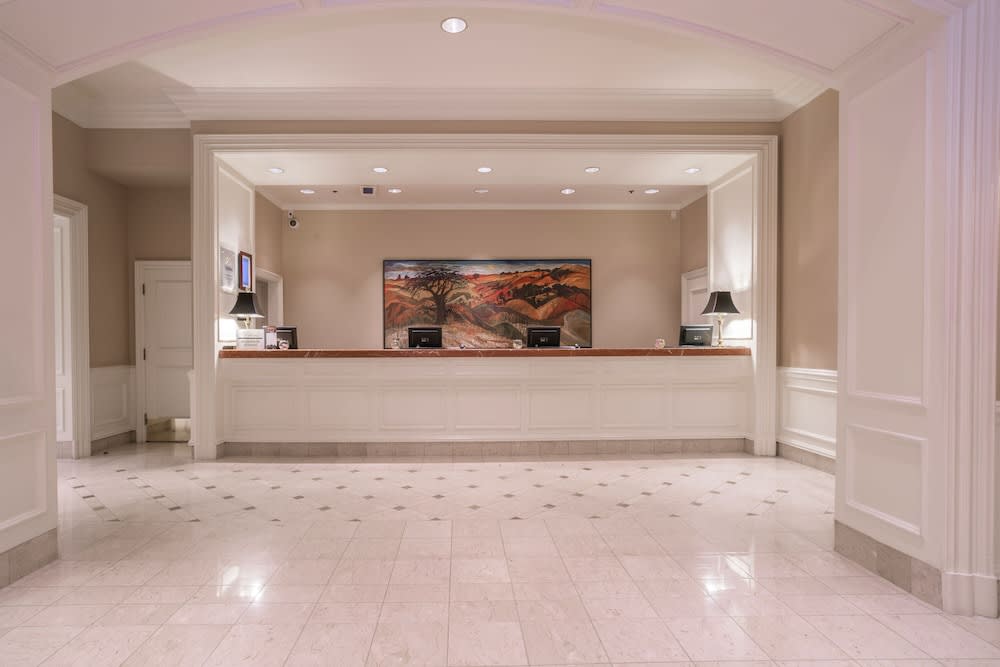 The Sutton Place Hotel Vancouver 2