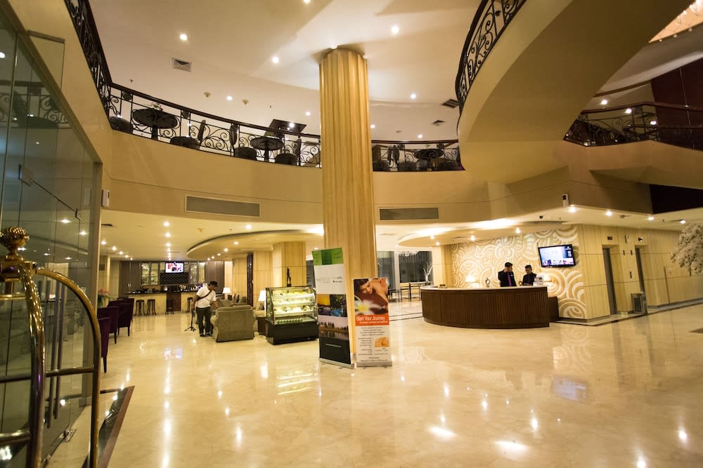 Arion Suite Hotel Kemang 2