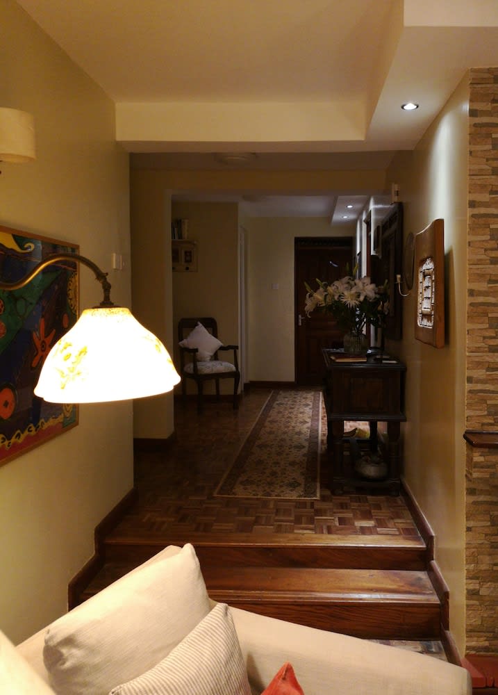 Hob House 2