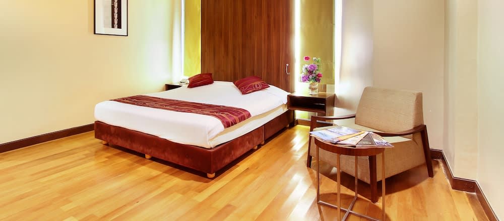 Bally Suite Silom 1