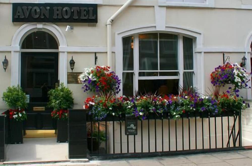 Avon Hotel 1