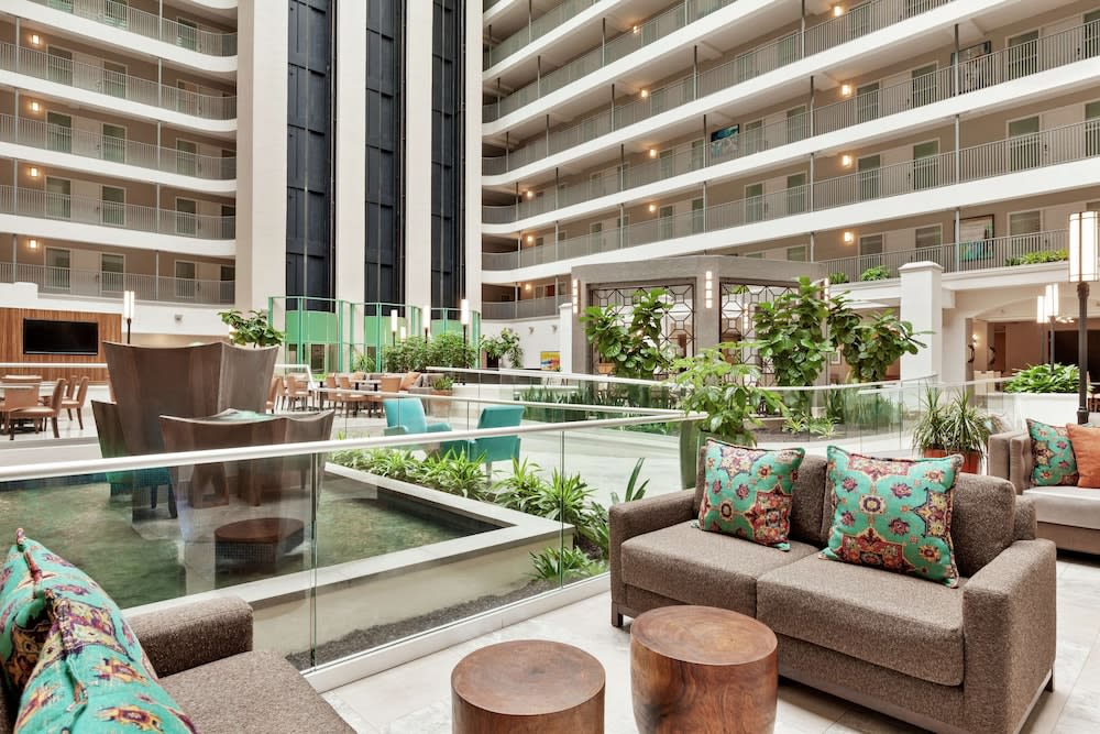 Embassy Suites by Hilton Santa Ana Orange County Airport 2