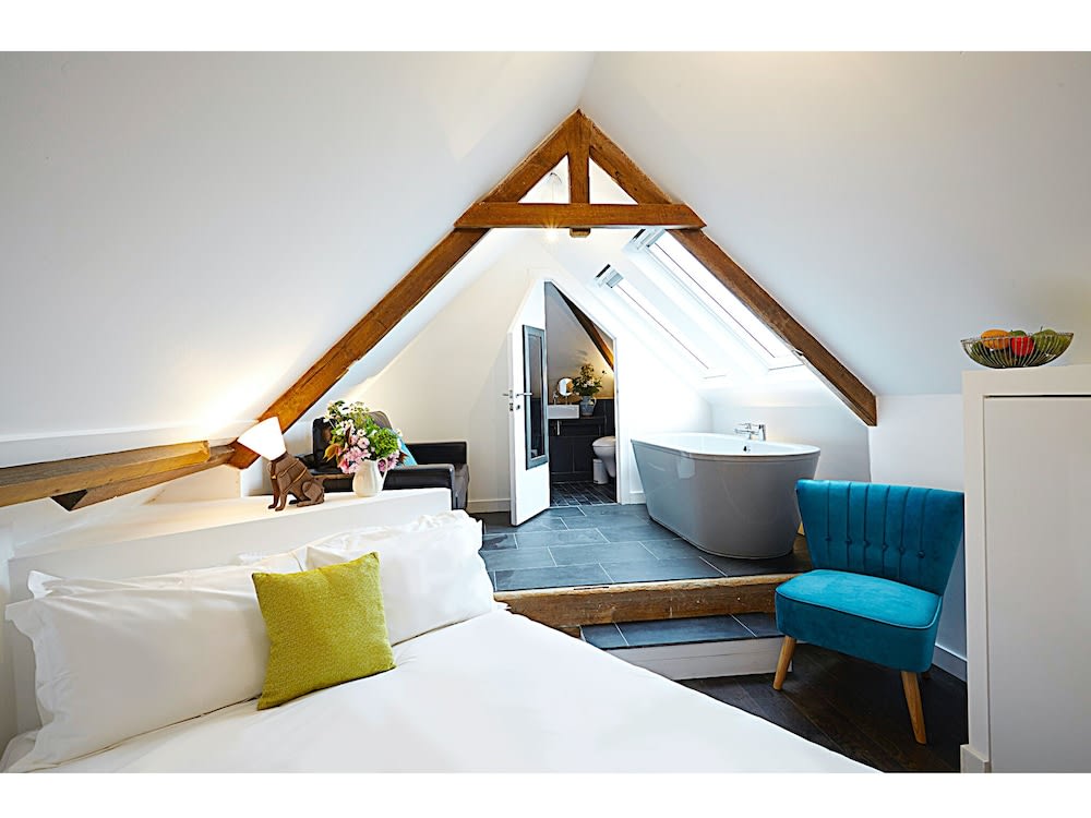 Live & Let Live Inn 1