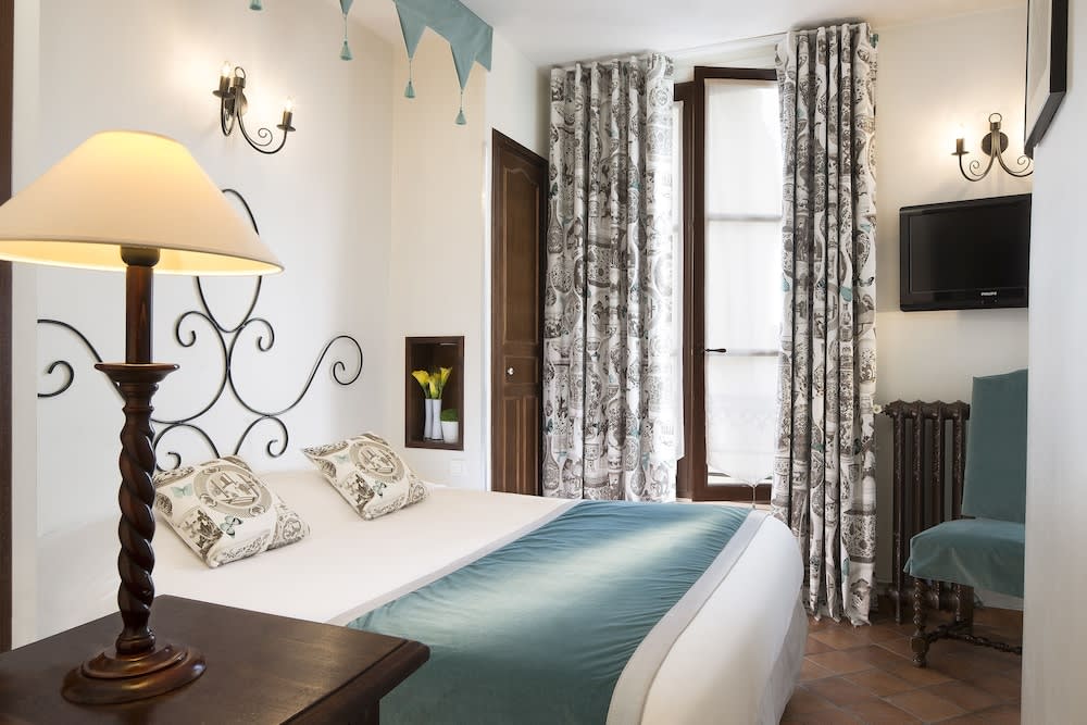 Castex Hotel 1