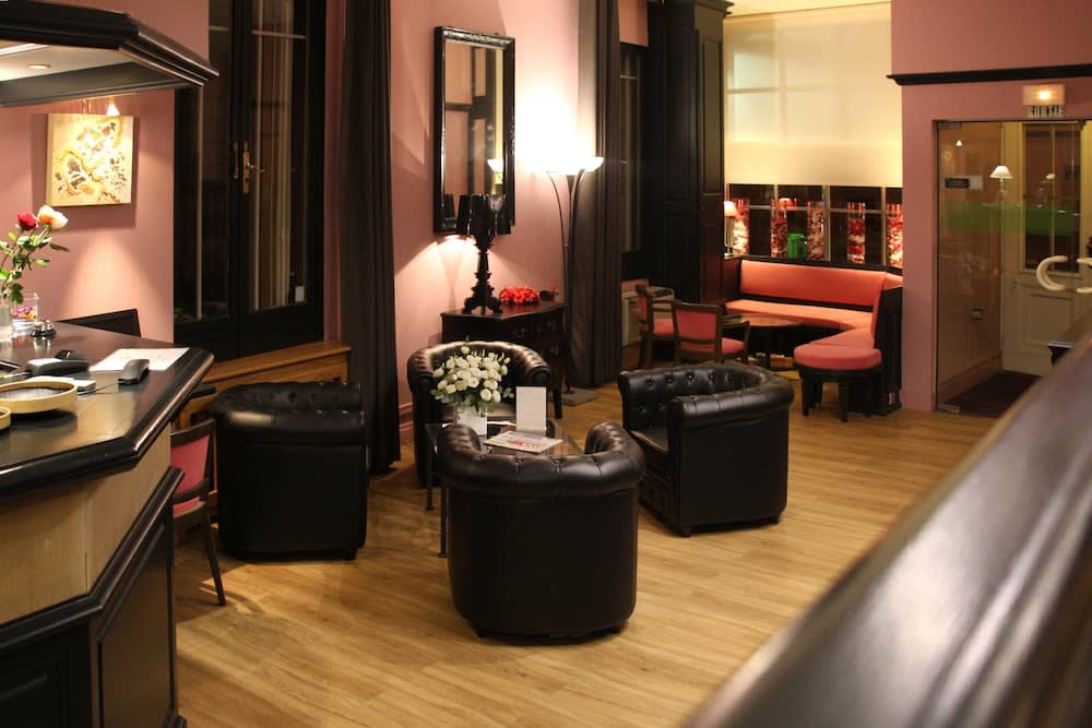 Hotel Roses 2