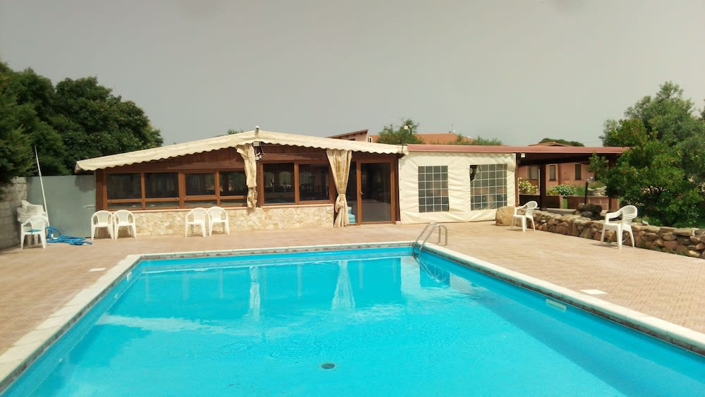 Agriturismo Is Scalas 1