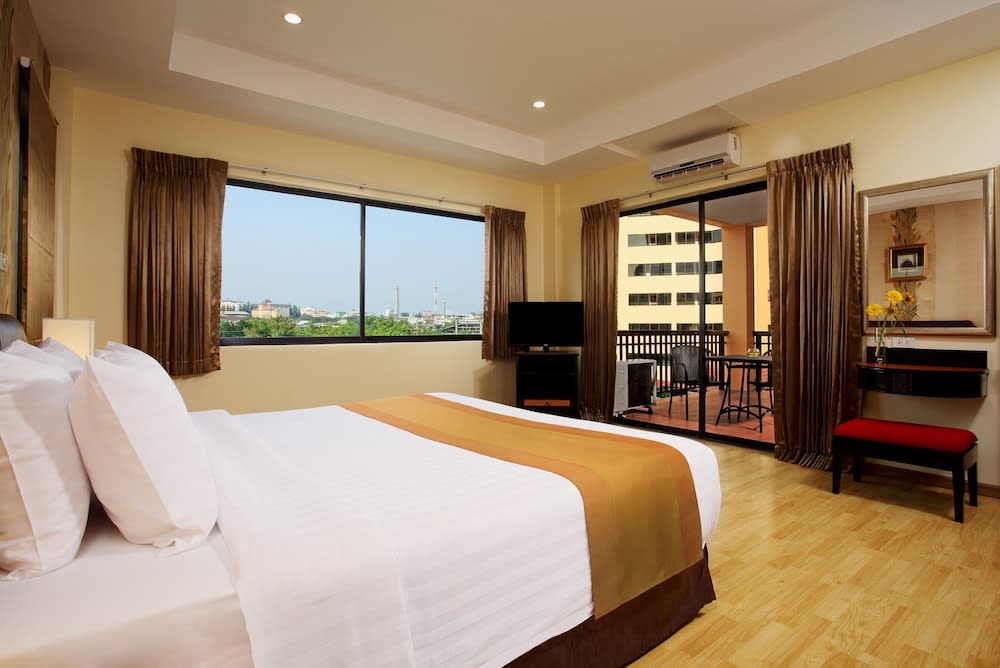 Nova Park Hotel Pattaya 1