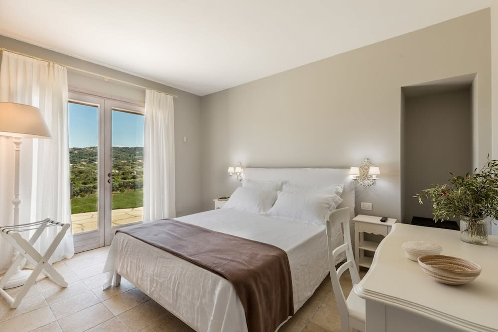 Tenuta Petra Bianca 3