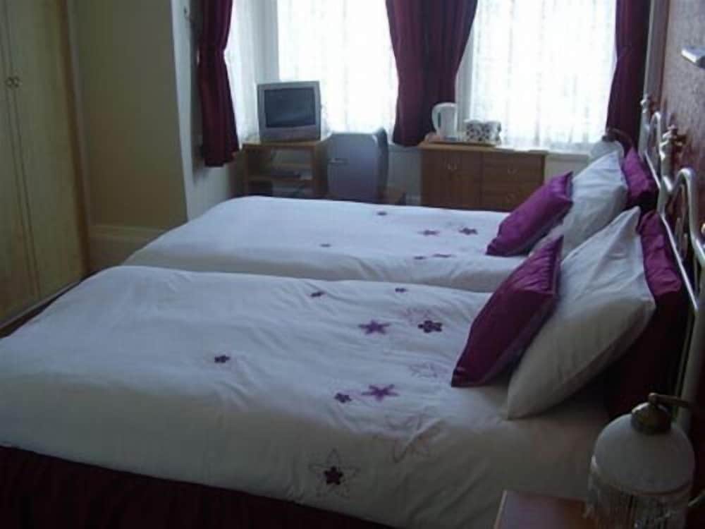 Aidansdale Hotel 2