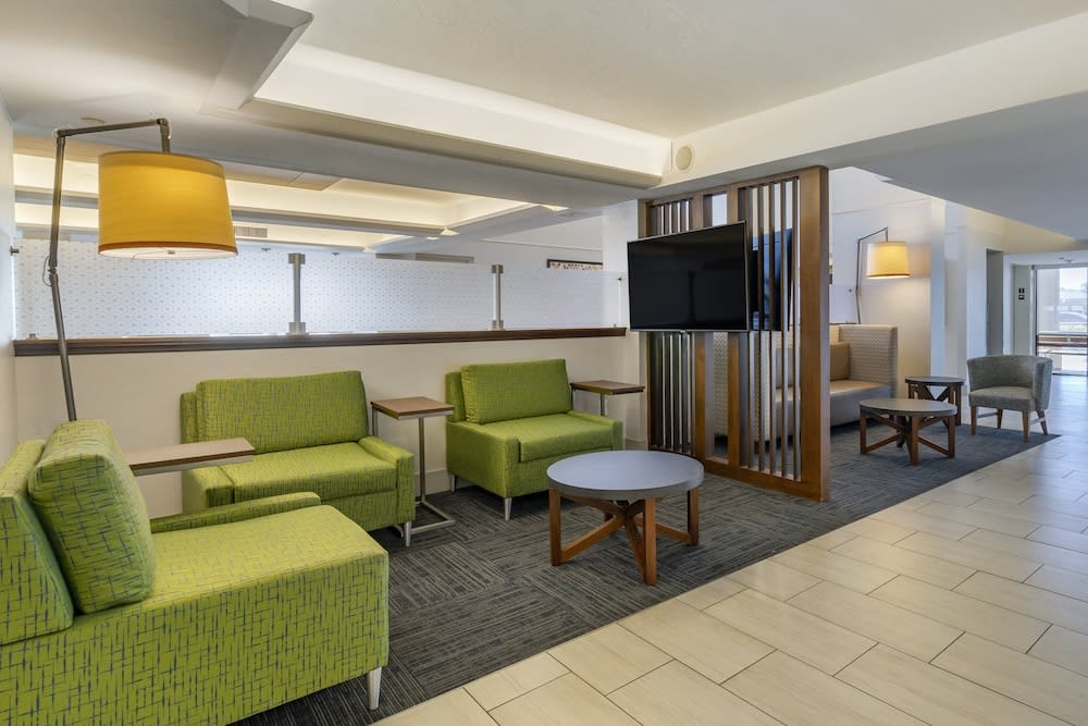 Holiday Inn Express CAPE CORAL-FORT MYERS AREA by IHG 3