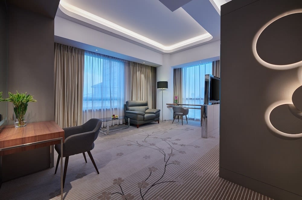 St Giles Boulevard 2