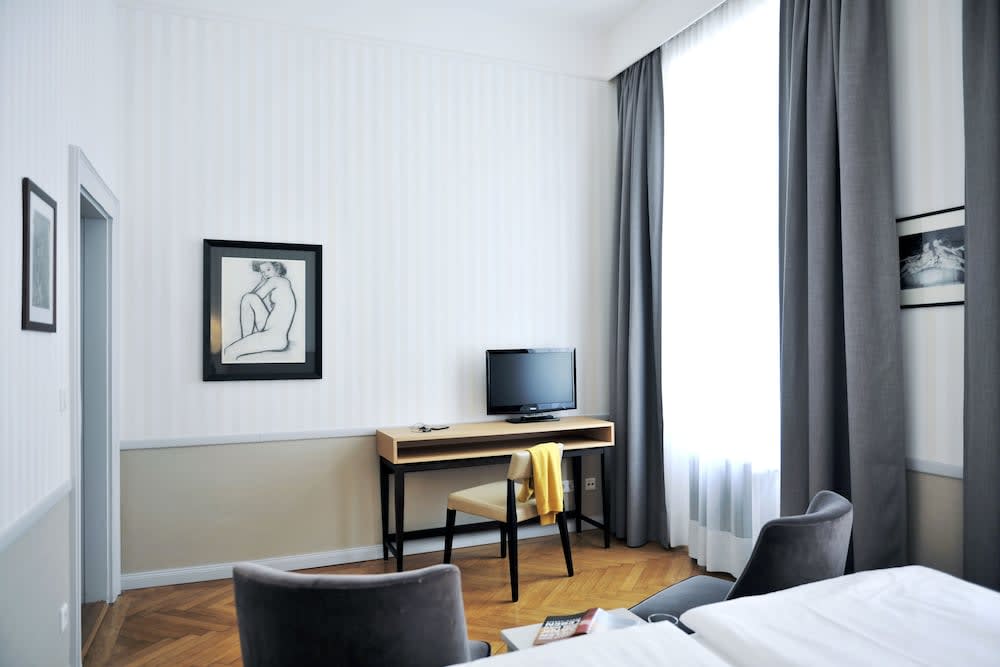 Hotel Kärntnerhof 5