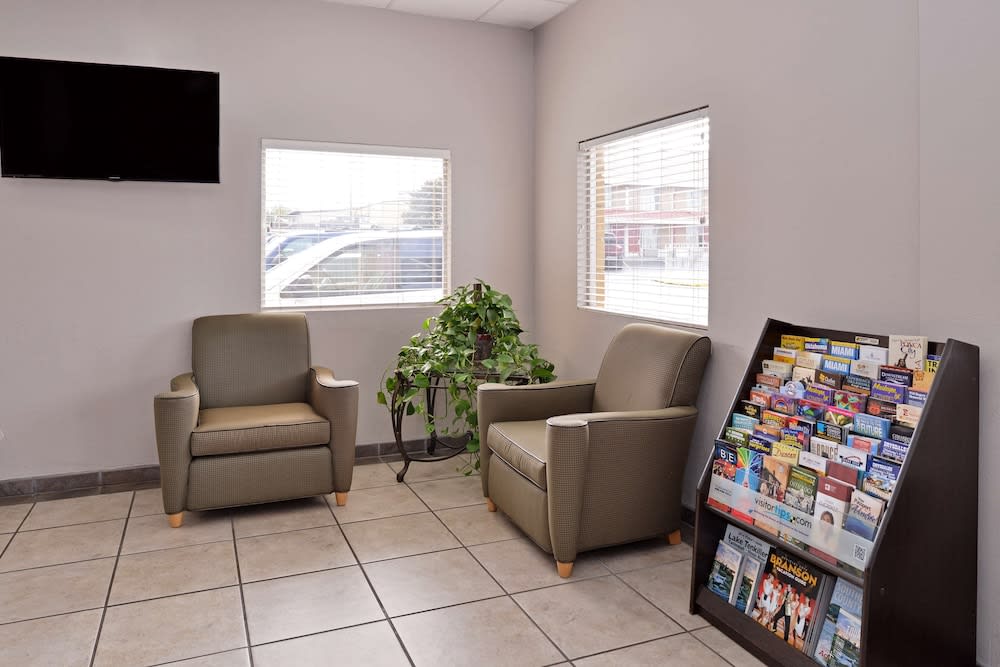 Americas Best Value Inn Tulsa at I-44 4